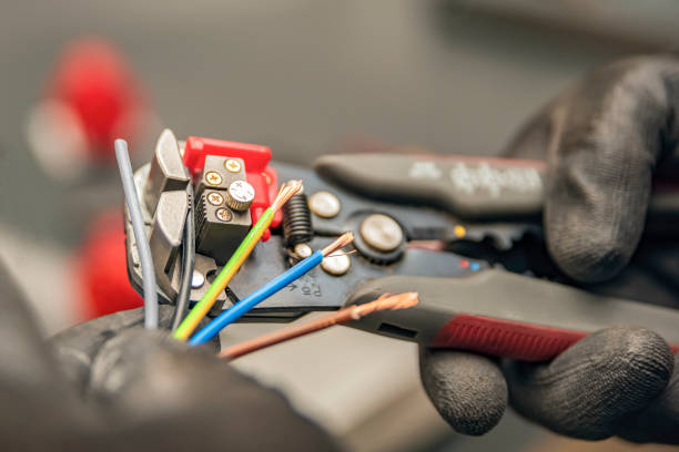 Best Licensed Electrician  in Big Beaver, PA